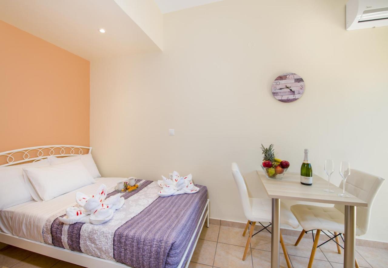 Georgia Apartment III Chania  Bagian luar foto